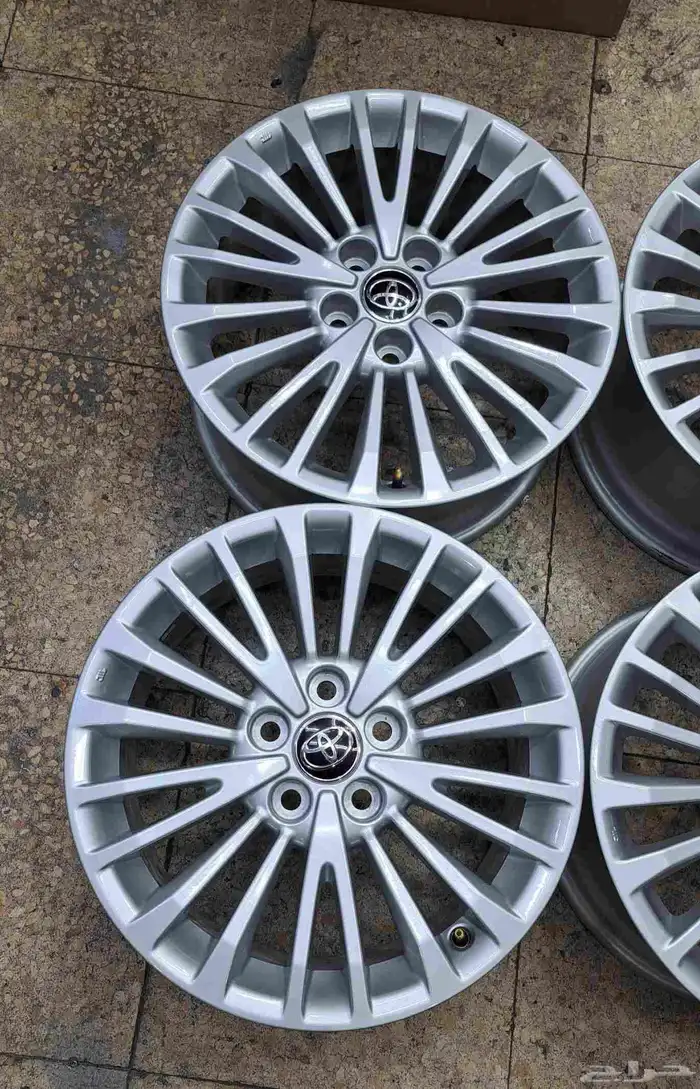 جنوط كامري LEموديل 2025مقاس 17اصليه وكاله 4