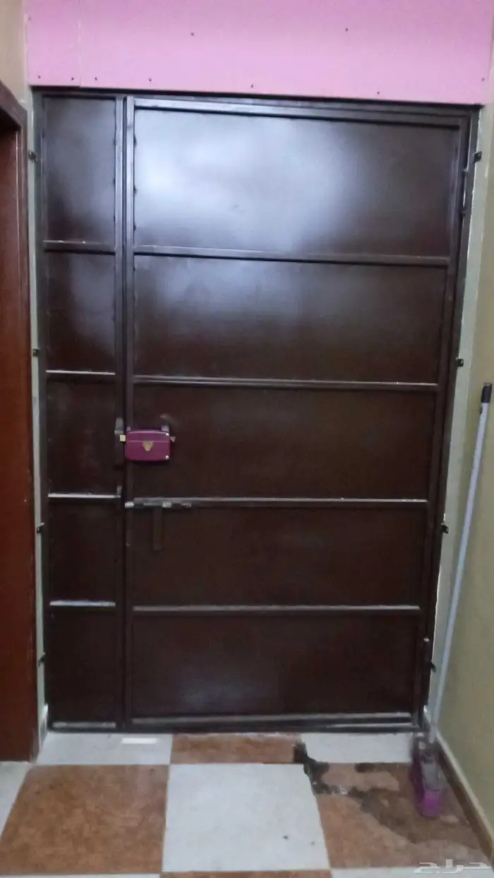 باب حديد نظيفه 0