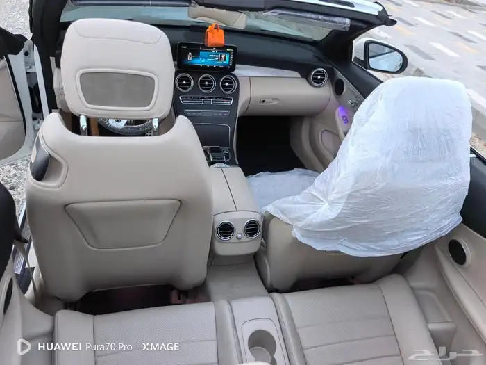 للبيع مرسيدس 2021 كشف احمر C200بحالة الوكاله 23