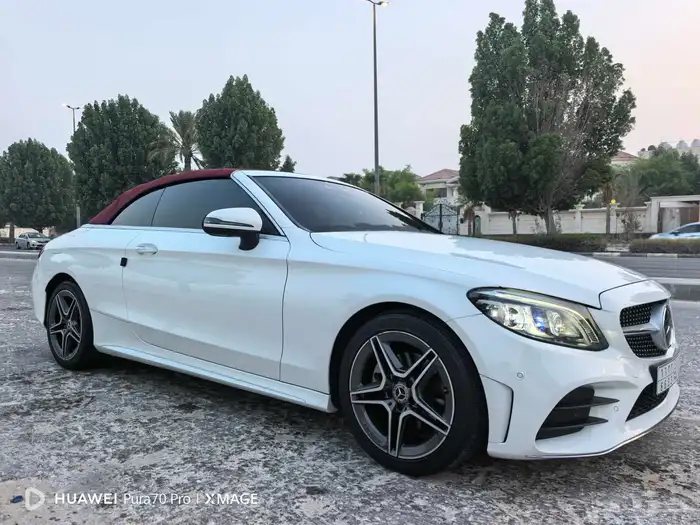 للبيع مرسيدس 2021 كشف احمر C200بحالة الوكاله 3