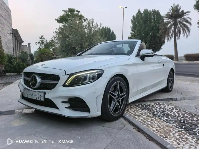 للبيع مرسيدس 2021 كشف احمر C200بحالة الوكاله 9