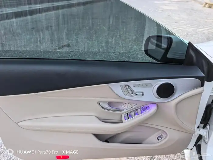 للبيع مرسيدس 2021 كشف احمر C200بحالة الوكاله 20
