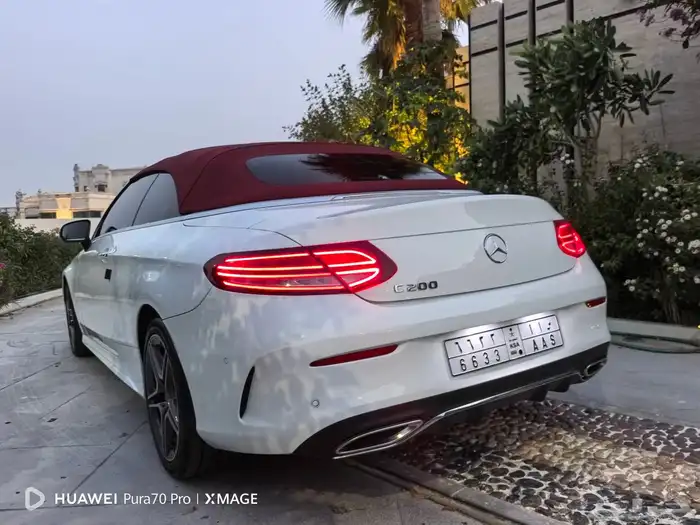 للبيع مرسيدس 2021 كشف احمر C200بحالة الوكاله 15