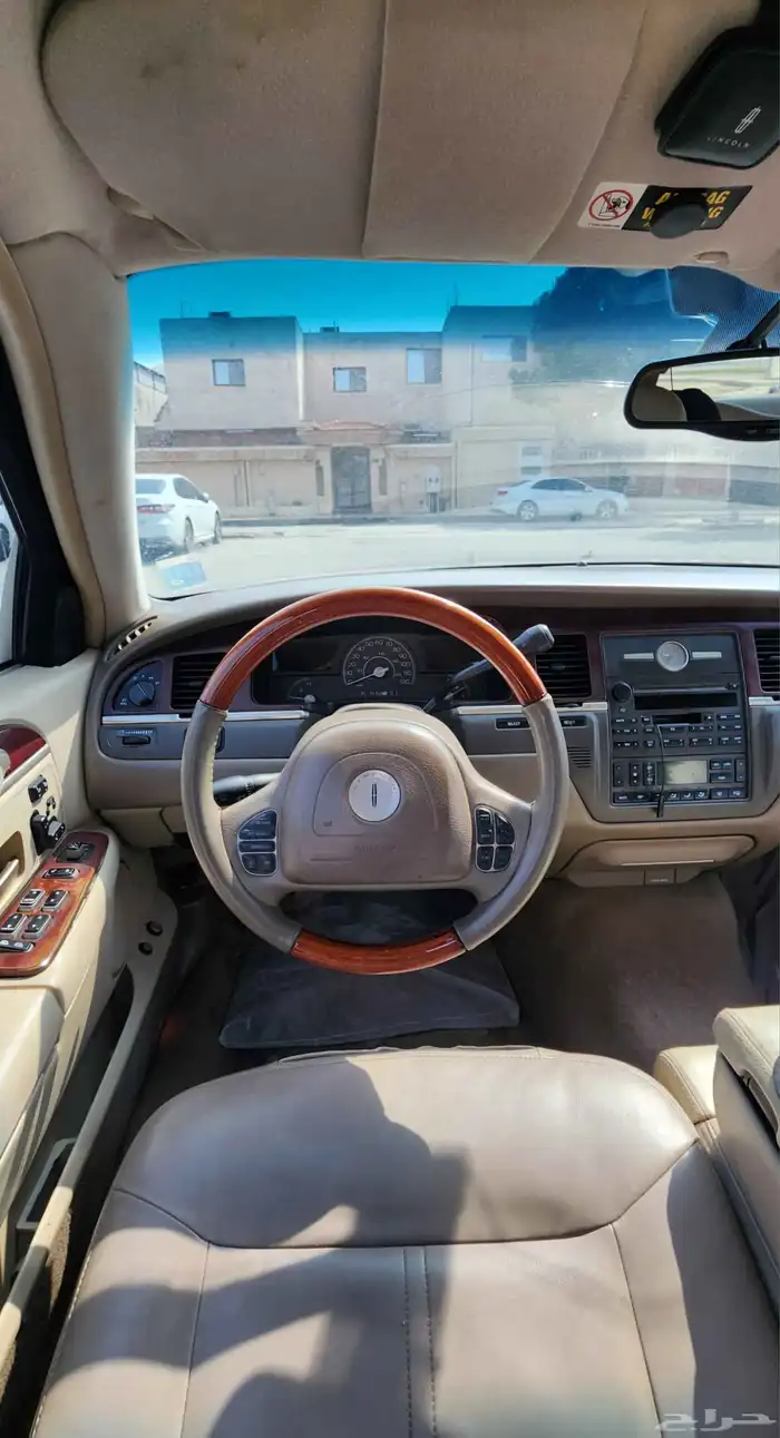 تاون كار 2003 نظيف 6