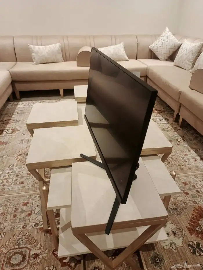 شاشه للبلايستيشن و الكمبيوتر مواصفاتها عاليه 0