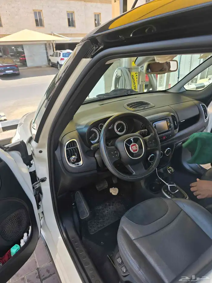 فيات 500L 3