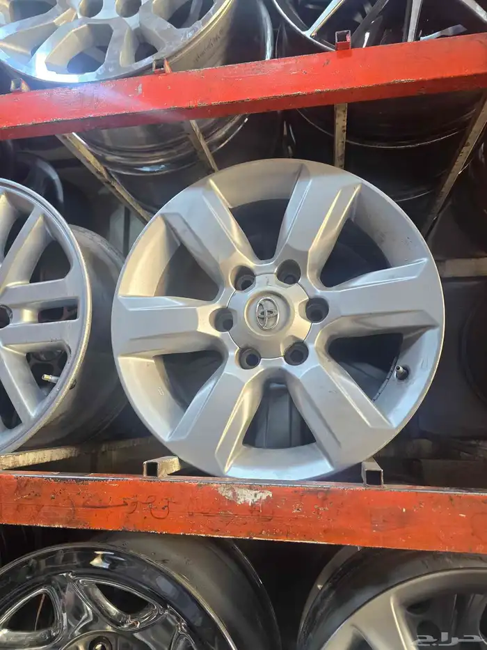 السلام عليكم يوجد لدينا جنوط برادو مقاس 17 اصلي وكاله 0