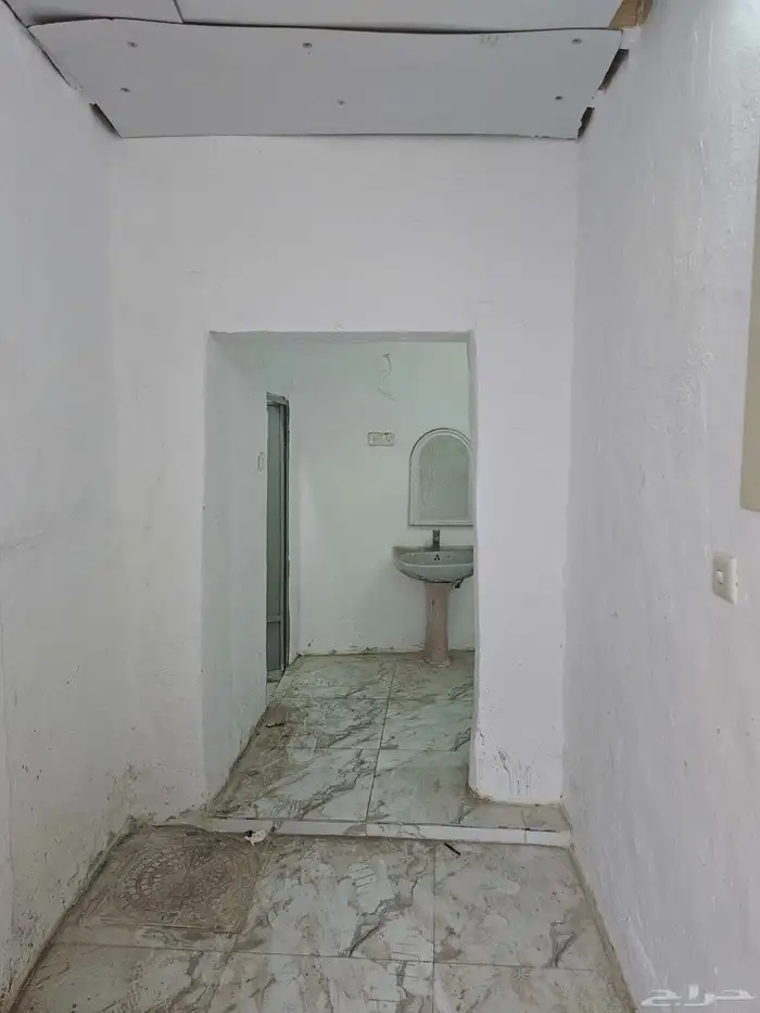 عمارة للبيع في حي العود 9