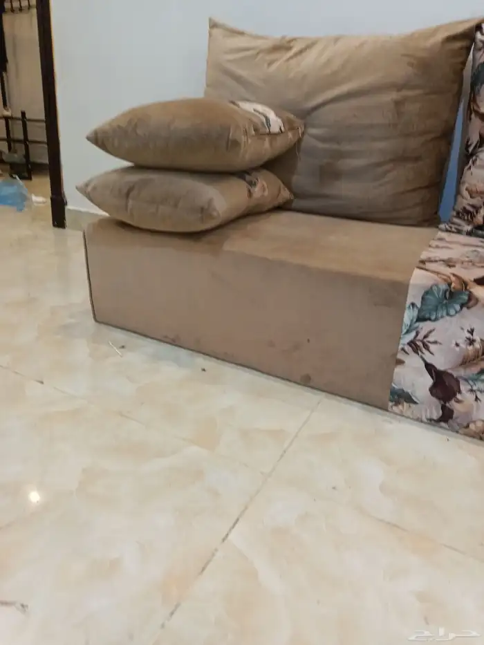 الفضيلة جدة الأغراض للبيع كامل 2