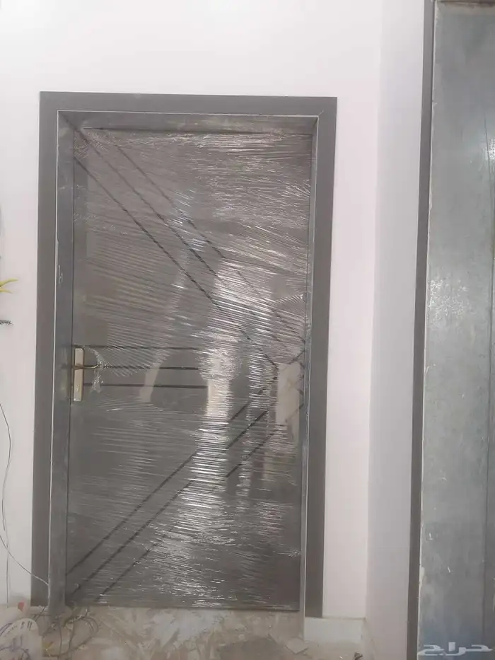 تفصيل ابواب خشب عاليه الجوده 0