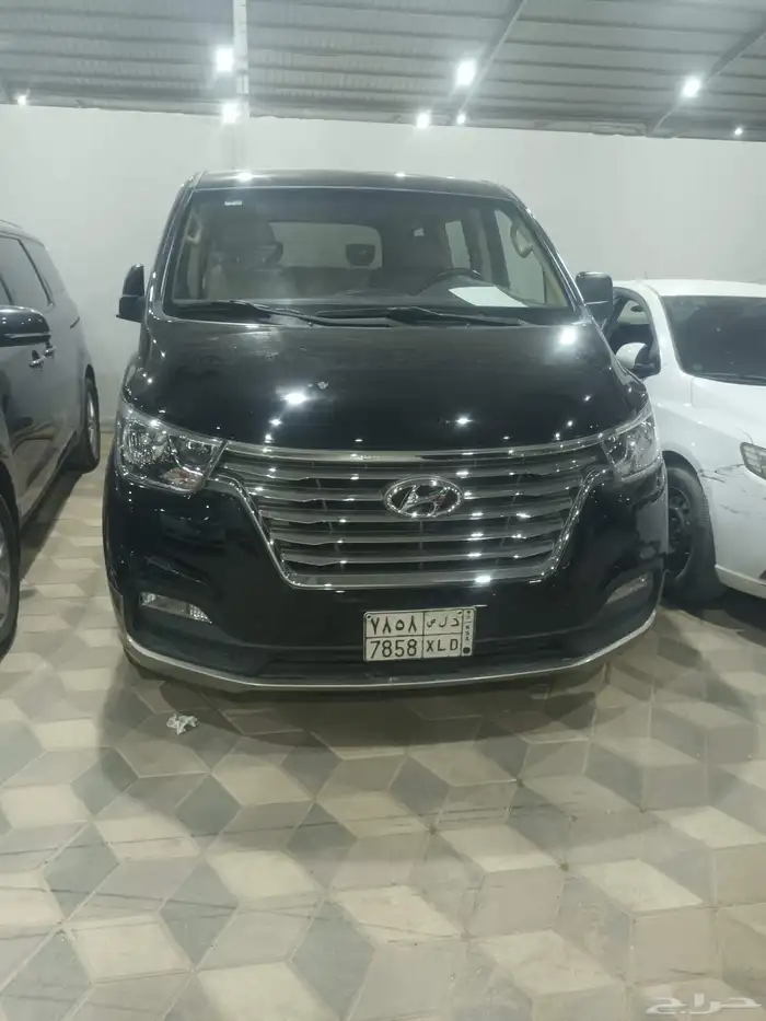 لبيع فإن عائلي هونداي اتش ون 2020 ماشي 308 0