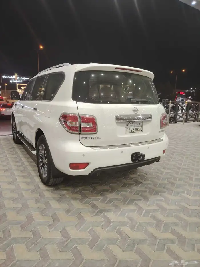 نيسان باترول بلاتينيوم موجود 2018 البيع كاش 2