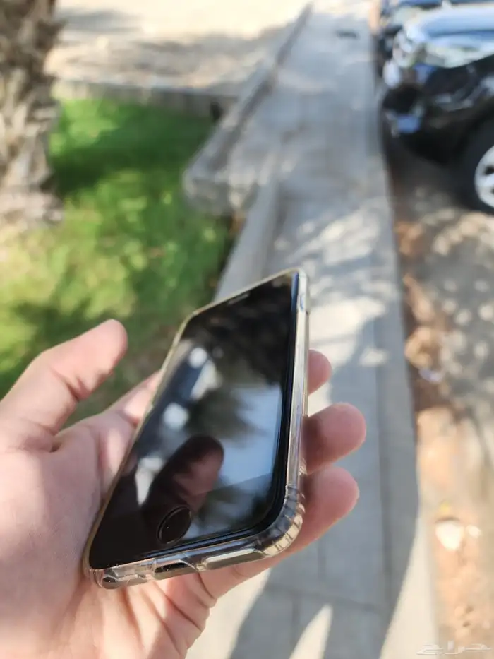 آيفون 7 العادي 128 قيقا iPhone 7 128GB 1