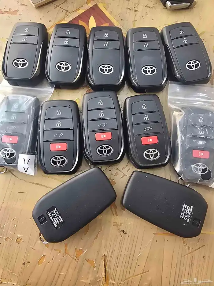 ريموت لاندكروزر جيب اصلي وكاله مع البرمجه باسعار منافسه 0