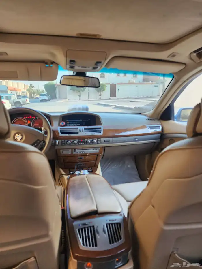 بي ام دبيلو 750 BMW أقبل البدل بموتر عائلي 7