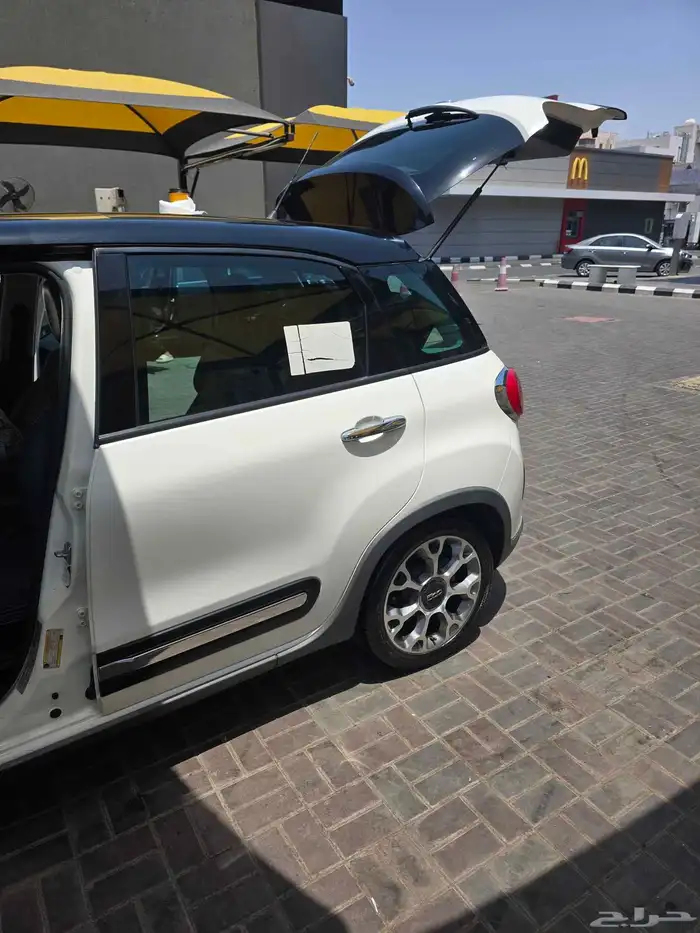 فيات 500L 4