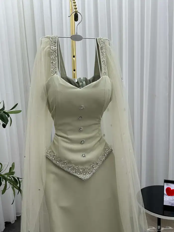 عروض اليوم الوطني فساتين سهرات و مناسبات ب 195 ريال عرض 19