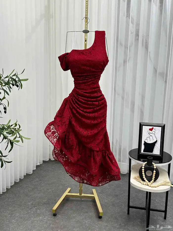 عروض اليوم الوطني فساتين سهرات و مناسبات ب 195 ريال عرض 11