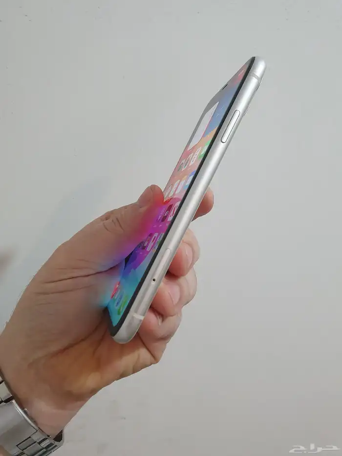ايفون 11 ابيض 550 ريال 1