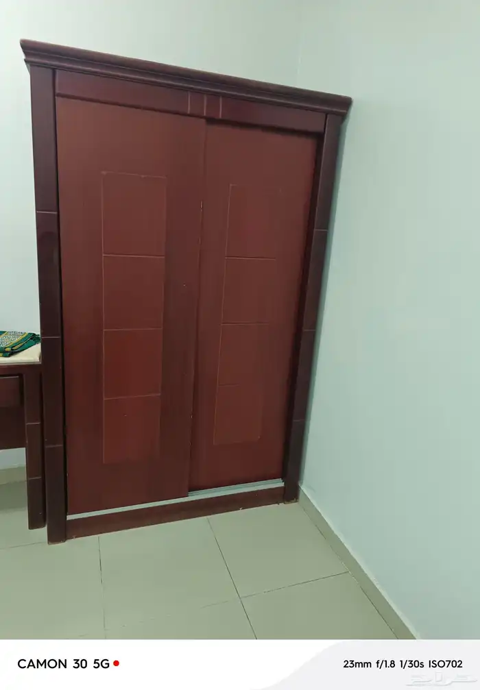 متاح غرف نوم كامل مرتبه تقيله مكوناتها كامله بسعر 700ريال 9