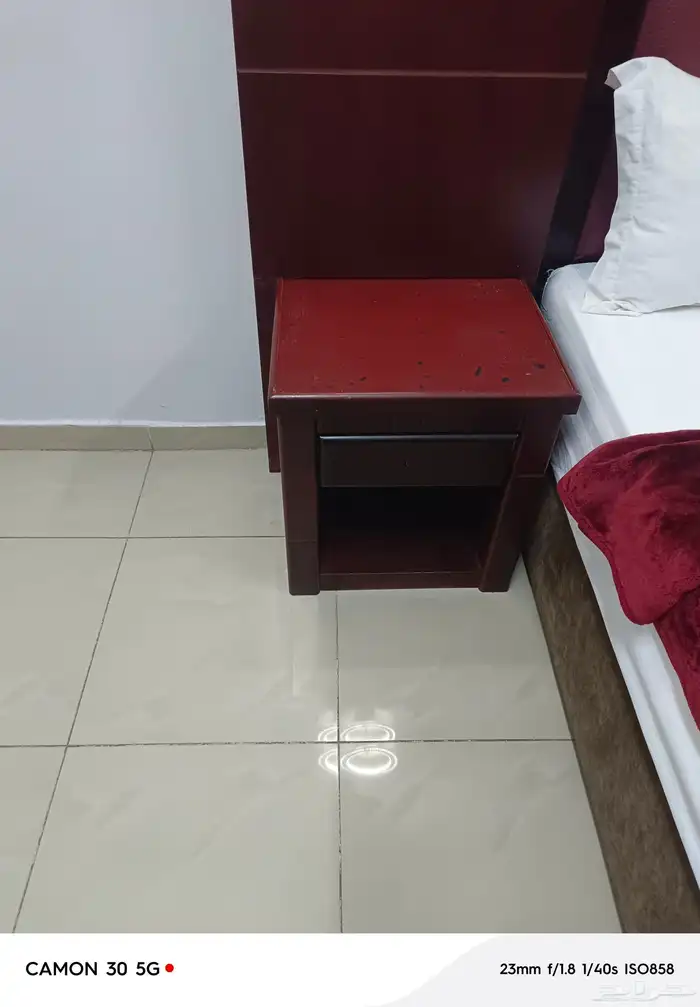متاح غرف نوم كامل مرتبه تقيله مكوناتها كامله بسعر 700ريال 2
