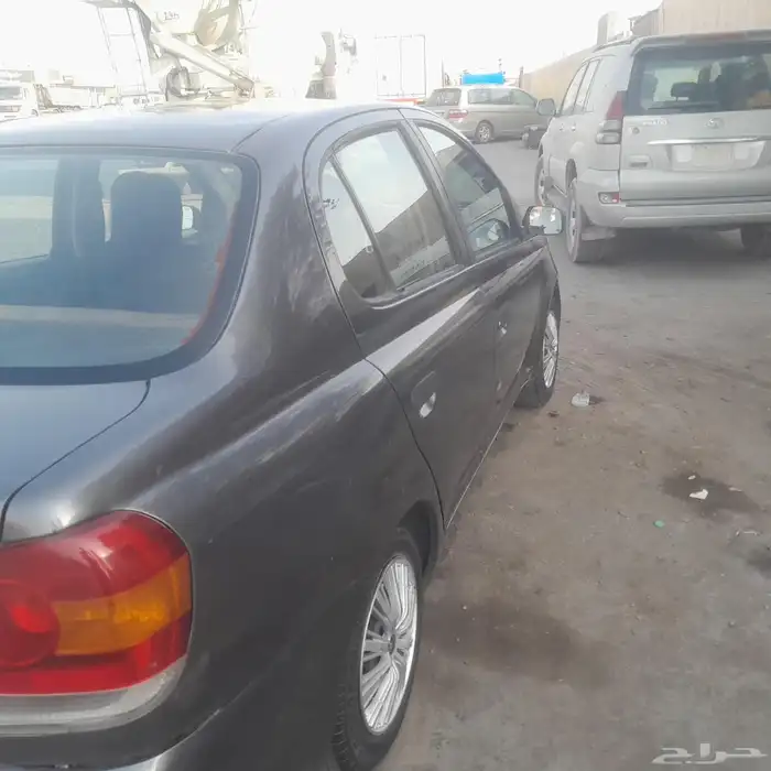 تويوتا ايكو 2004 3