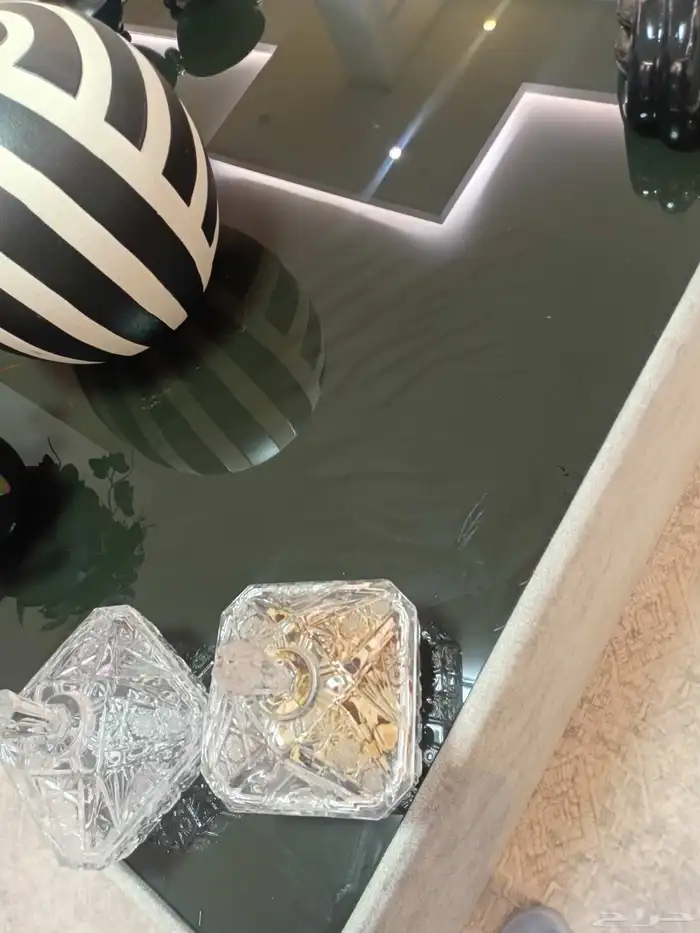 طاولة مجلس ضيوف مقاسها 2 30 190 سرير كوين من هوم سنتر مقاسه 2