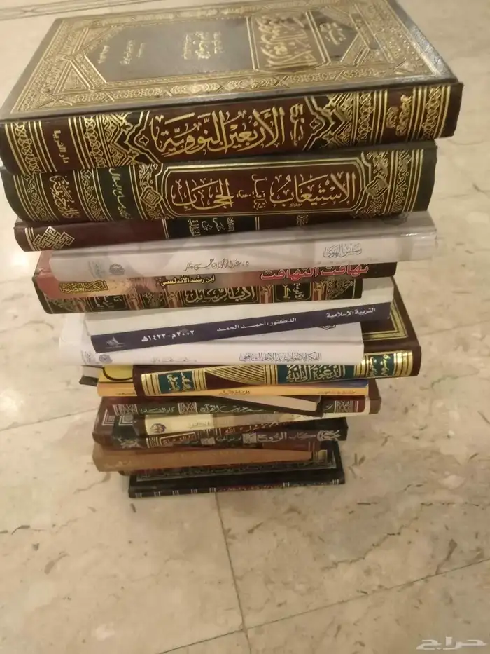 مجموعة كتب للبيع 0