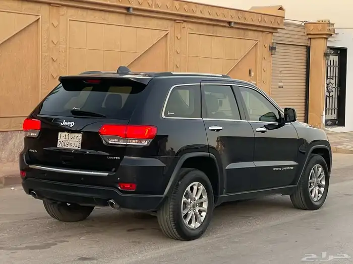 جراند شروكي ليمتد فل كامل 8