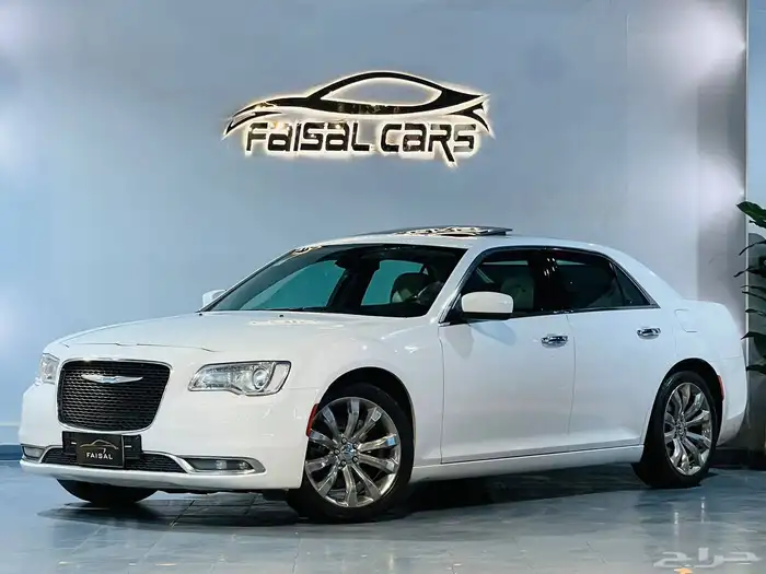 كرايزلر 2017 V6 اكزاكتيف C300 بحاله ممتازه ماشاء الله 0