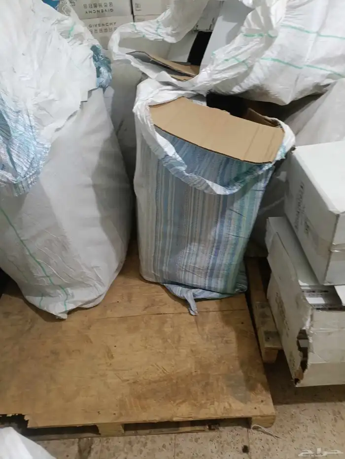 خيش لتخزين الاغراض بالكرتونه سعر الحبه 15 ريال 3