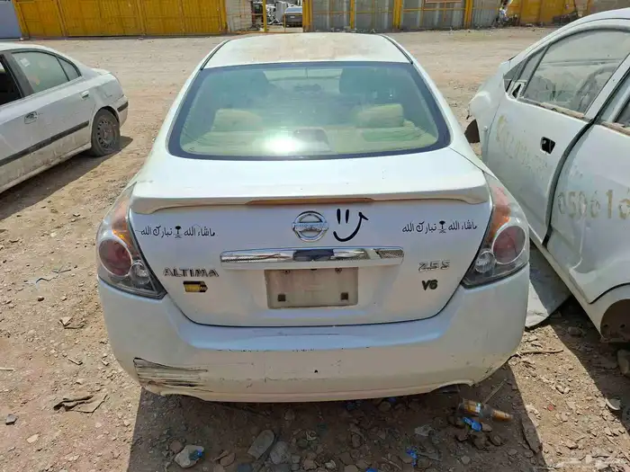 قطع غيار نيسان التيما 2008 3