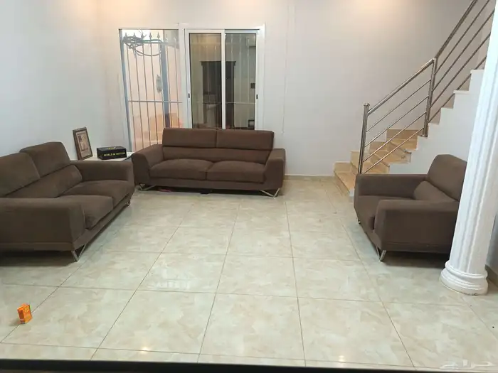 الفضيلة جدة الأغراض للبيع كامل 3
