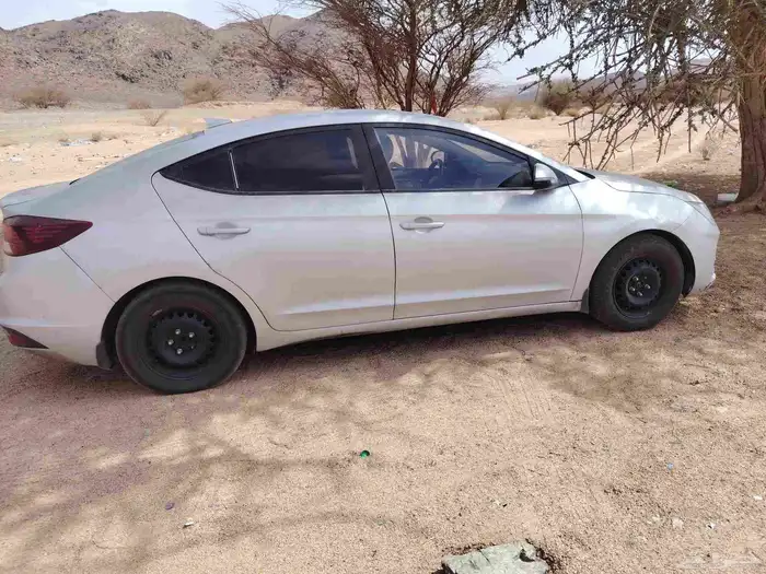 إلنترا حجم 1600المكينة 2019 ماشية 30ويستاهلها الزين 1