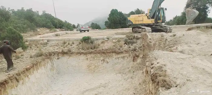 بوكلين بنيان الحجر وقص الاراضي 1