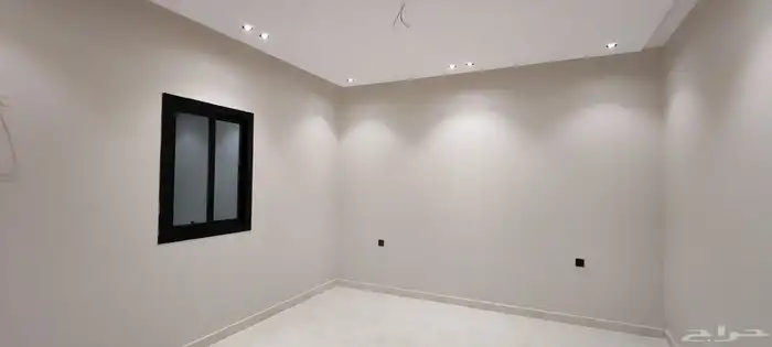 فلل للبيع دورين وملحق 300م شقق منفصله الحمدانيه 17