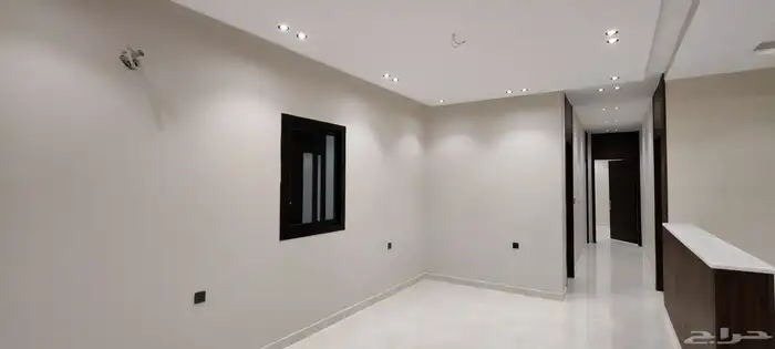 فلل للبيع دورين وملحق 300م شقق منفصله الحمدانيه 8
