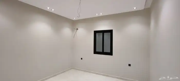 فلل للبيع دورين وملحق 300م شقق منفصله الحمدانيه 11