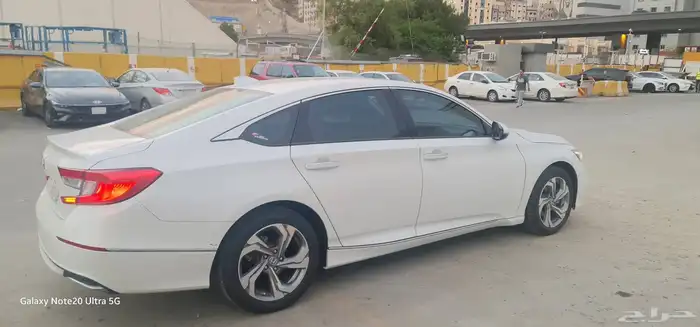 هوندا اكورد EX 2019 تحت الفل وكالة للبيع بمكه 3