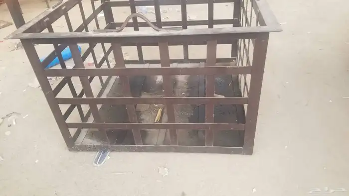 للبيع صندوق ونش لعمل البناء 0