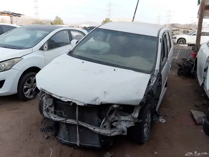 تويوتا انوفا موديل 2015 فقط قطع غيار تشليح الحمدانية رقم 45 0