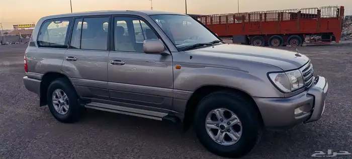 تويوتا لاندكروزر 2004 ماشي 365 الف كيلو 15