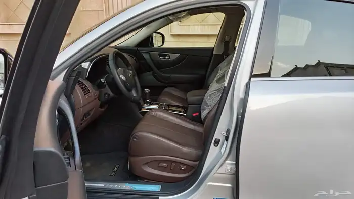 انفنتي QX70 بدي بلد 2019 سعودي 2