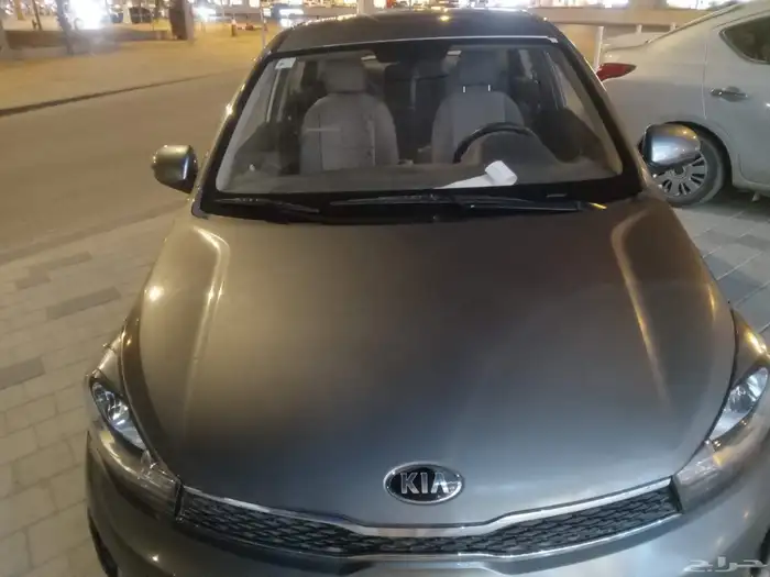 kia كيا بيجاس رصاصي اللون استاندر موديل 2020 1
