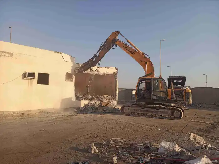 هدم وحفر وترحيل وتوريد جميع مواد البناء 3