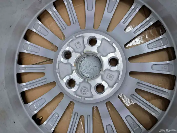 جنوط كامري LEموديل 2025مقاس 17اصليه وكاله 5