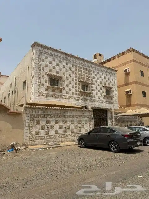 فيلا للبيع في جده حي القرينية 2