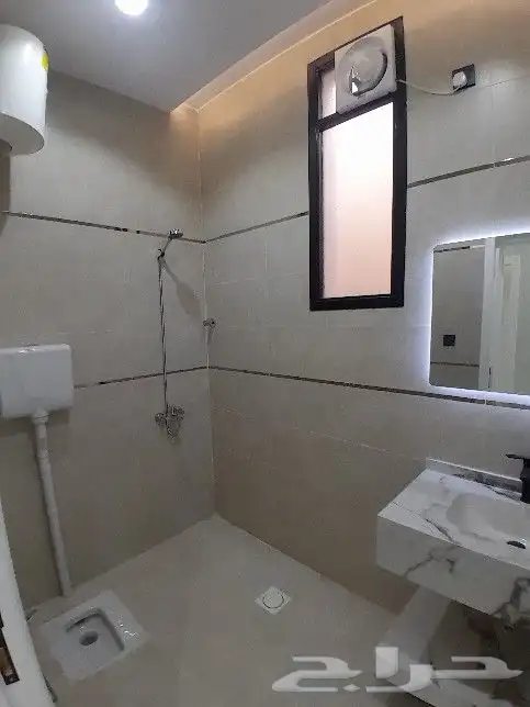 للبيع روف علوي مع ملحق تشطيب راقي مقابل السوق الشعبي 720الف 25