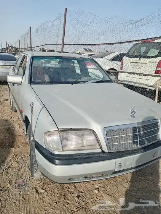 تشليح قطع غيارالسيارات الألماني ةالمستخدمة سي 180 موديل 1996 0