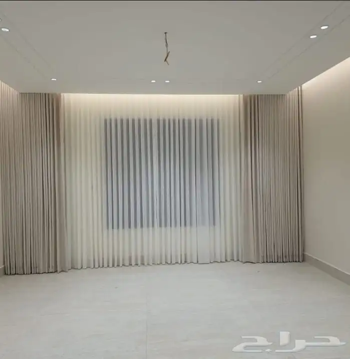 Modern wavy curtains in Riyadh free installation and delive 3